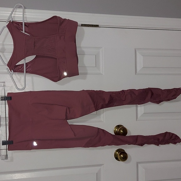 ⭐️SALE⭐️Fabletics set⭐️ bottoms xxs / top medium - Picture 5 of 5